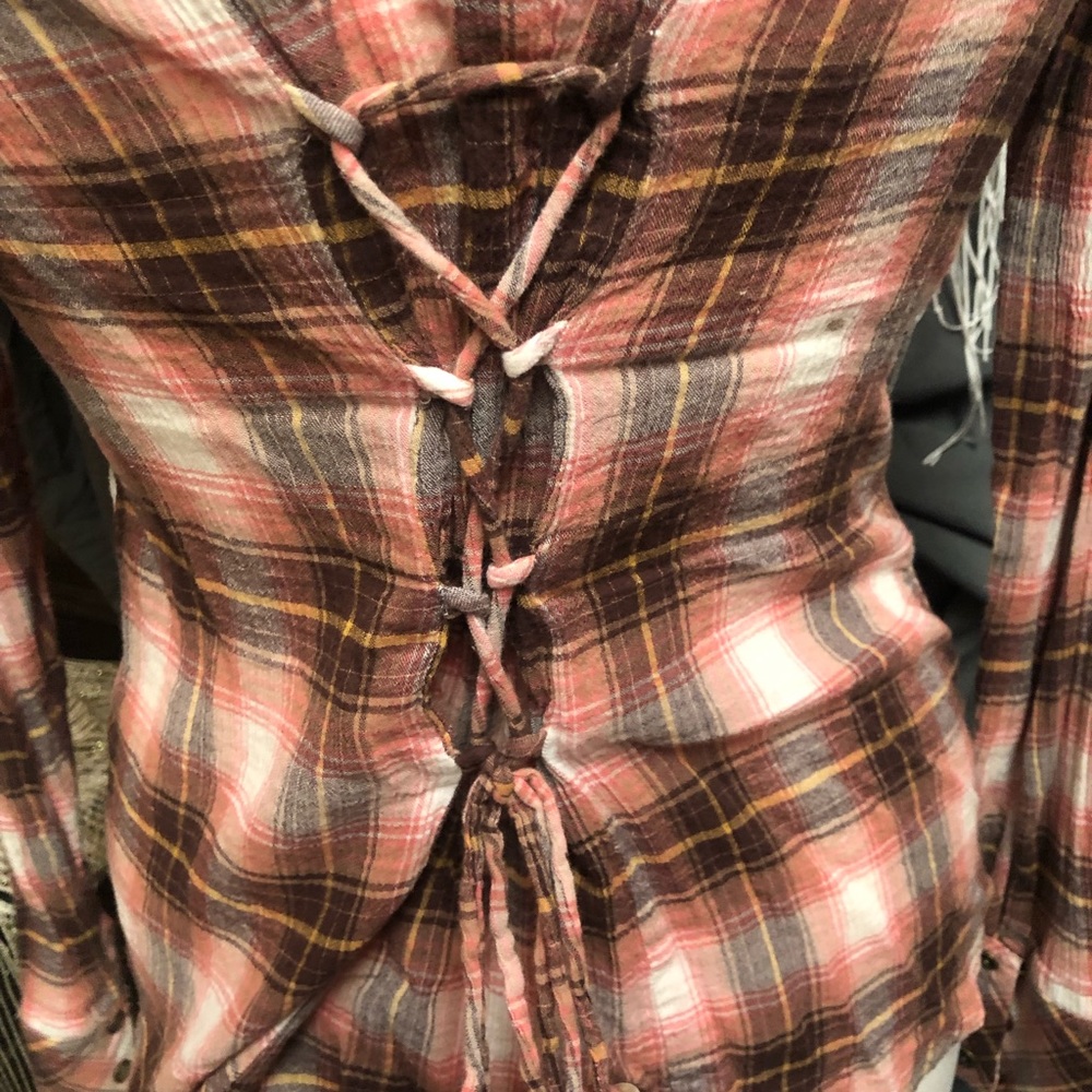 Button down top - Picture 3 of 4